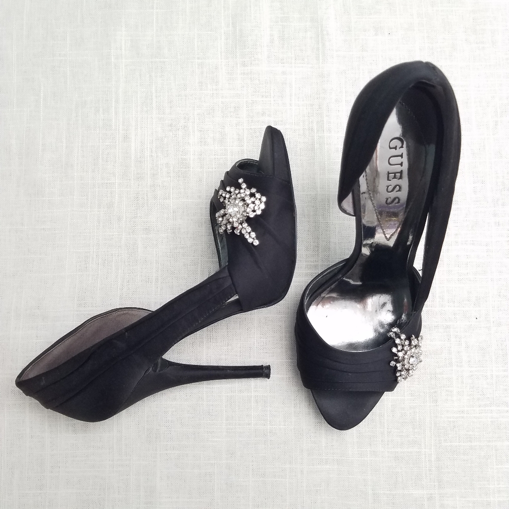 GUESS Dodson Evening Satin Pumps